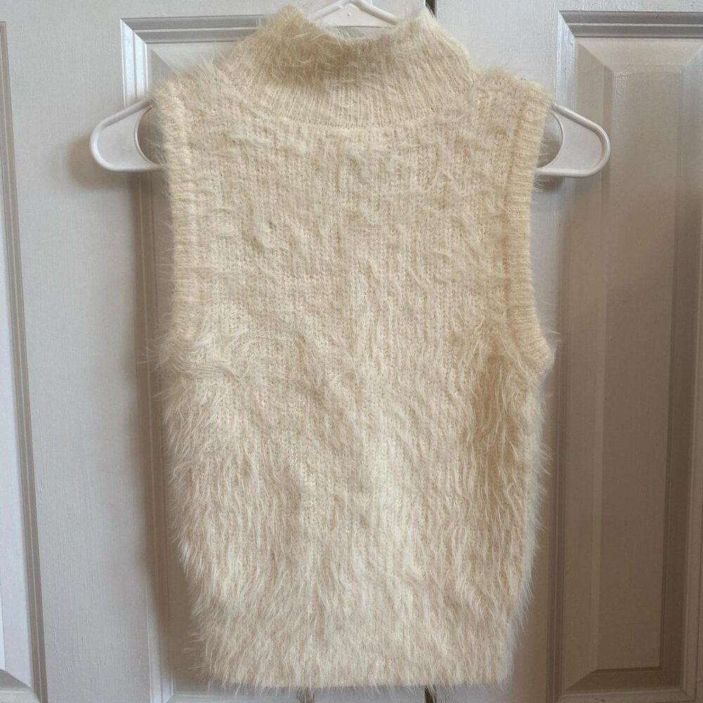 Eyelash Shaggy Soft Stretchy Sleeveless Cream Mock Neck Sweater Women's Large